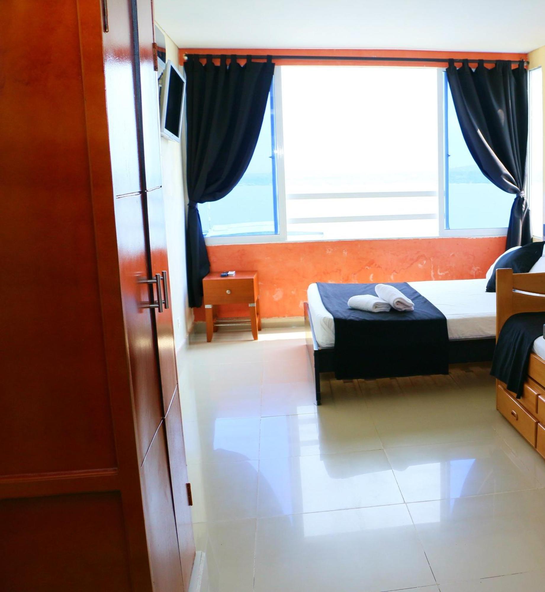 E11c Apartamento En Frente Al Mar Con Aire Acondicionado Y Wifi Cartagena