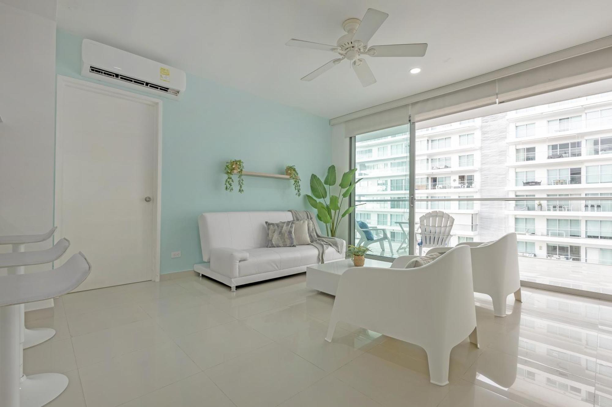 Morros Pelican Exclusive - Livin Colombia * Cartagena