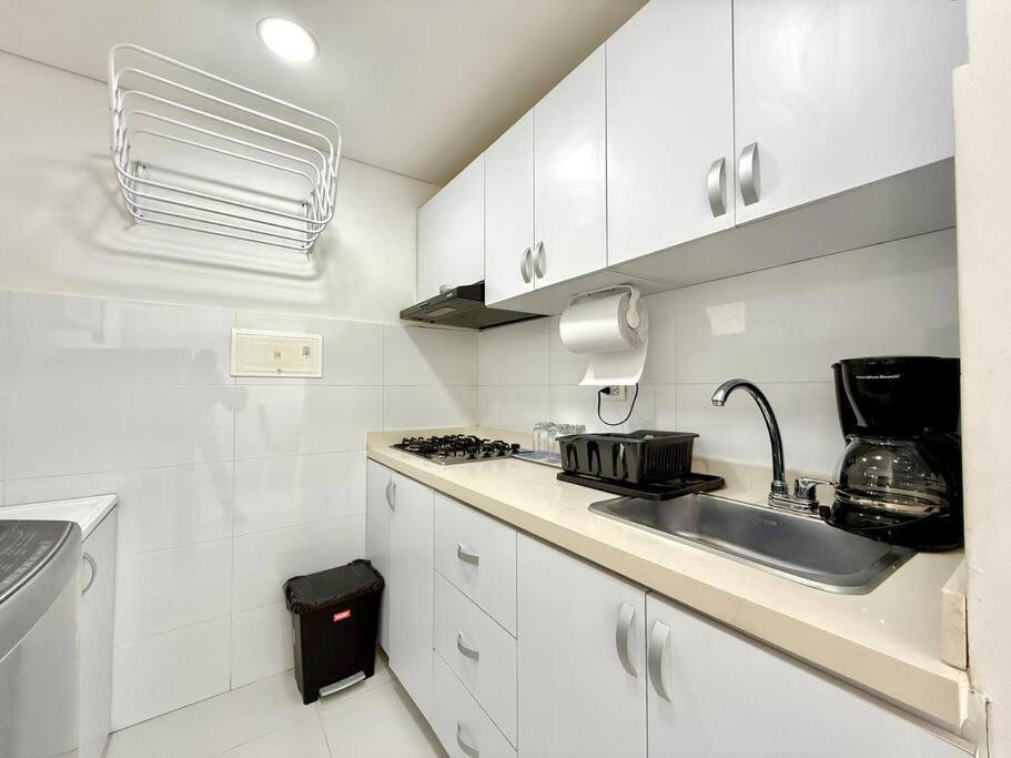 Beautiful 3hab Near Old & Airport Apartamento
