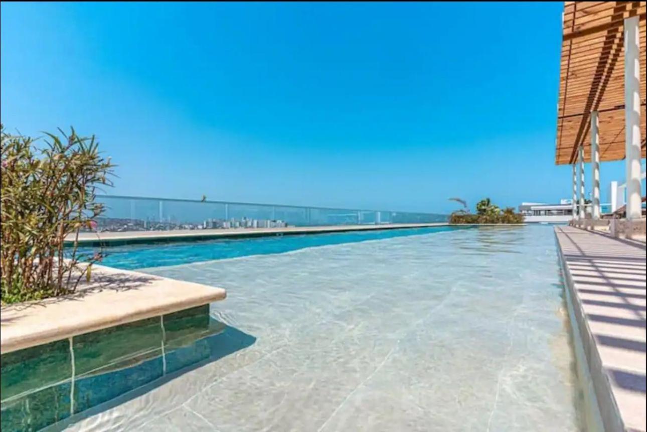 Apartamento Con Jacuzzi Privado, Vista Al Mar, Sector Exclusivo Cartagena
