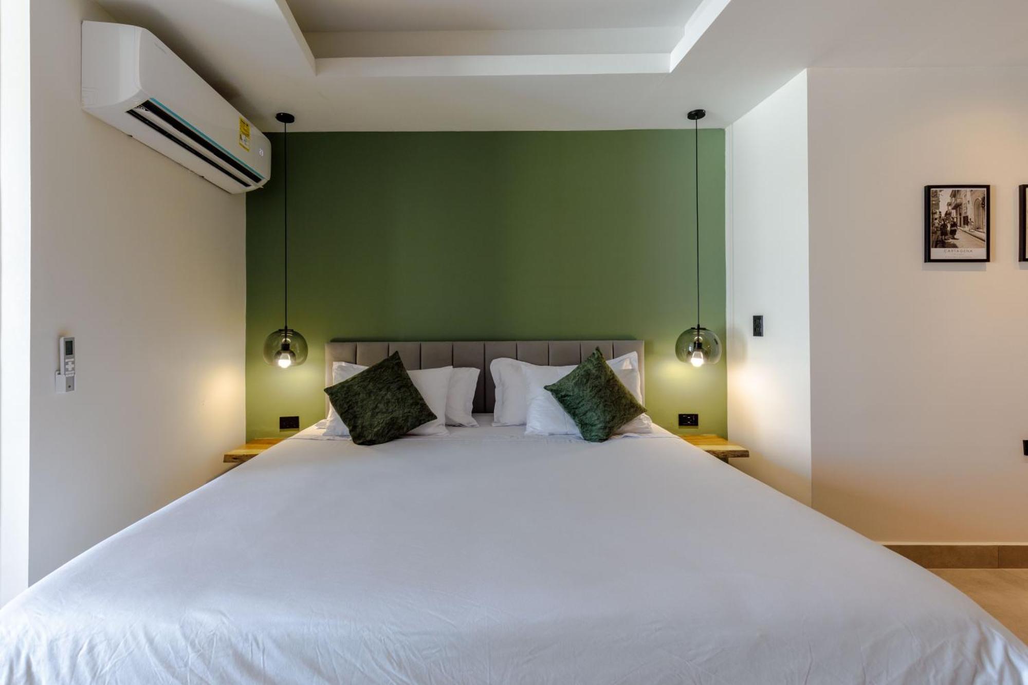 Aparthotel De La Cruz *
