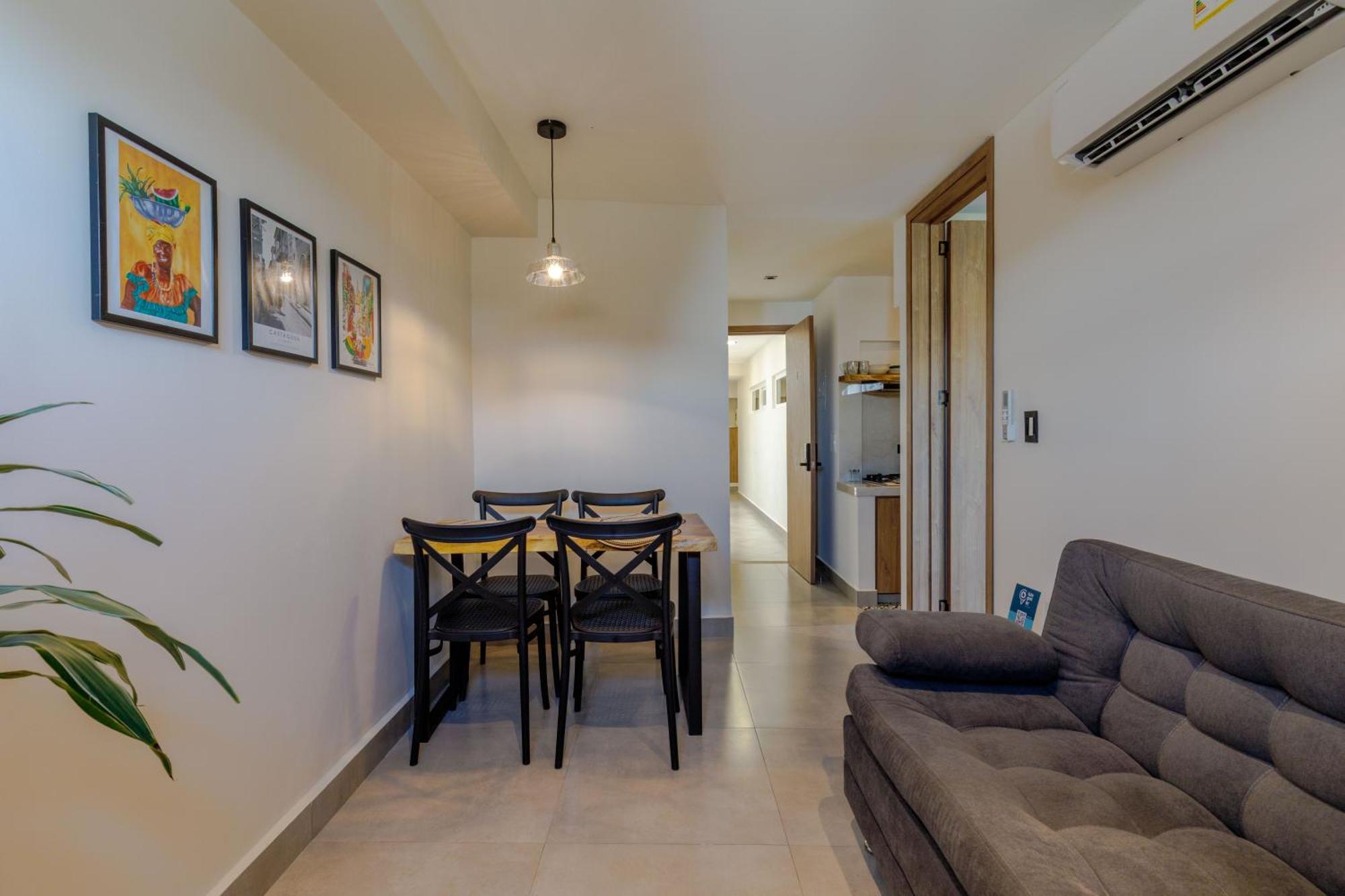 Aparthotel De La Cruz *