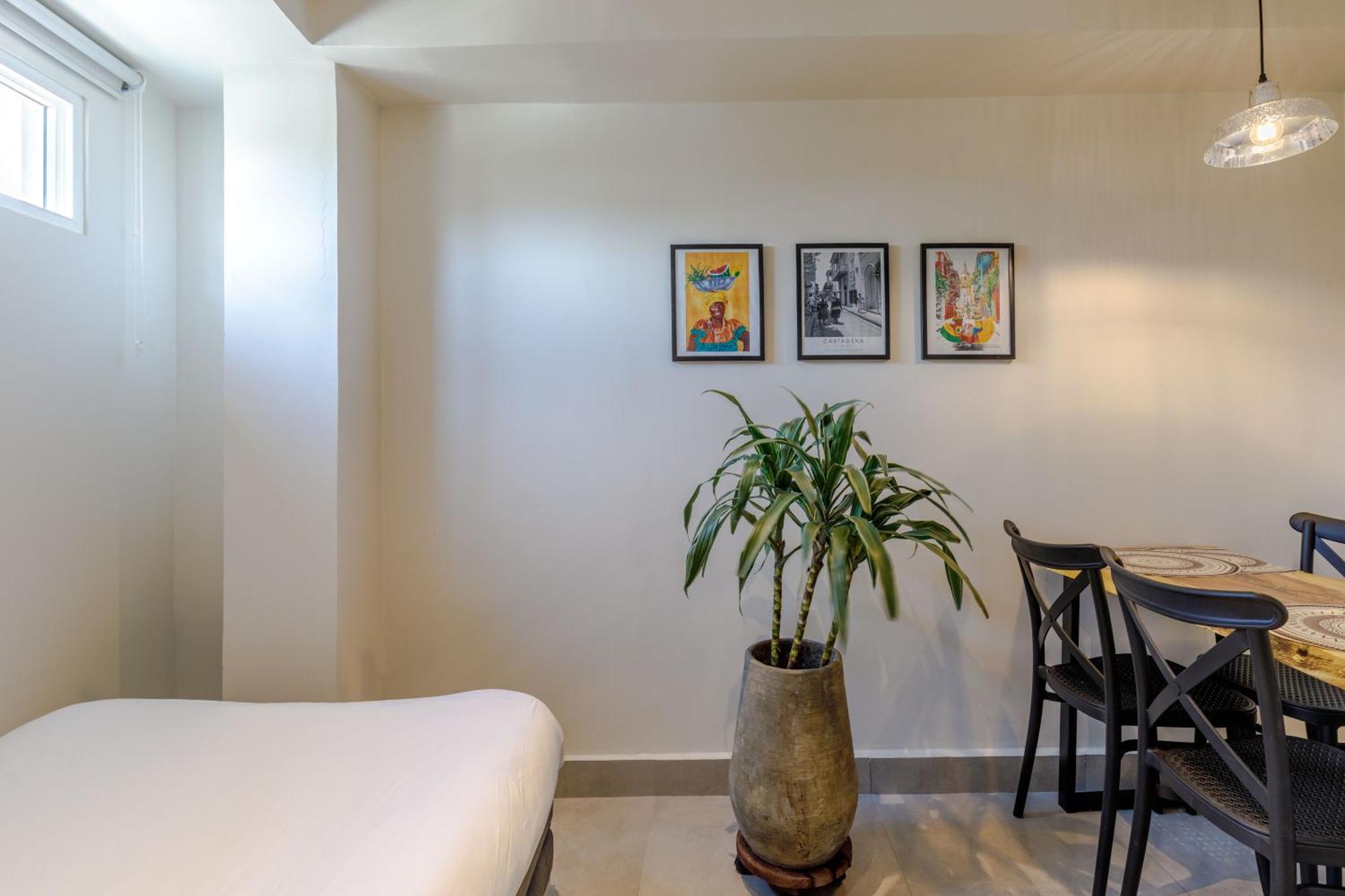 De La Cruz Aparthotel *