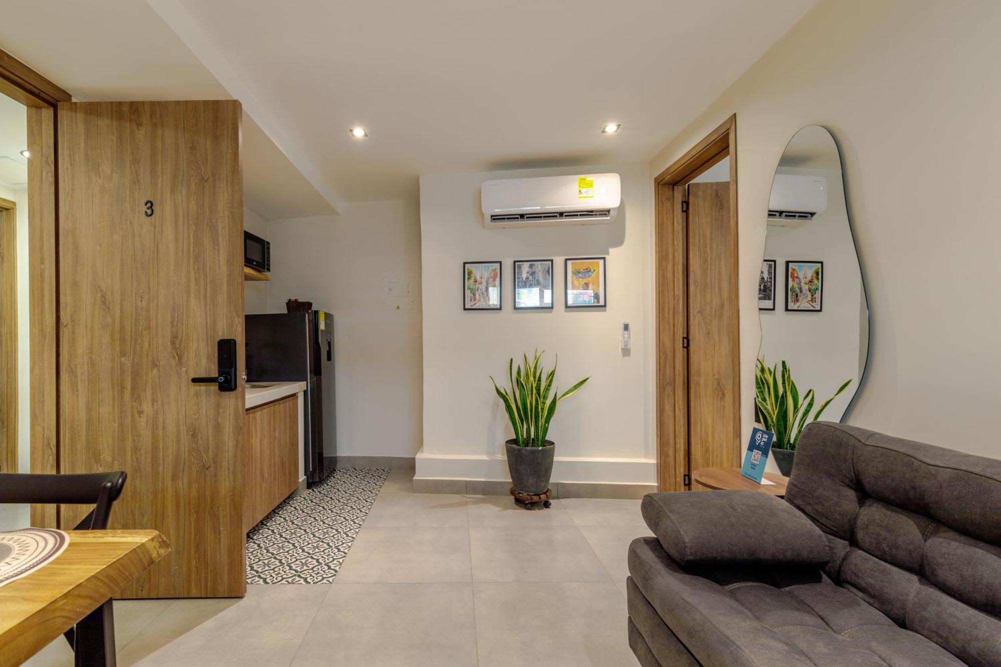 De La Cruz Aparthotel *