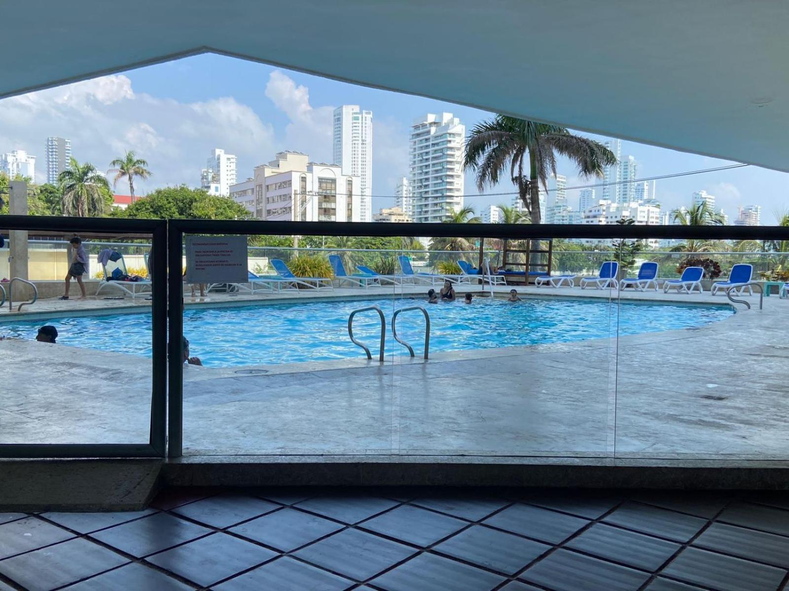 Tres Carabelas Apartamento *