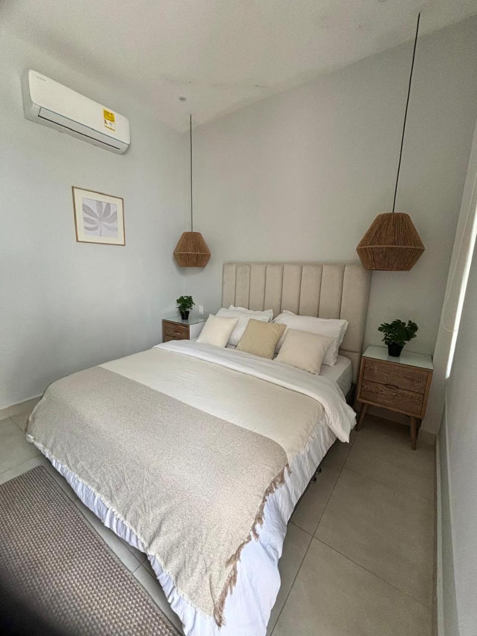 Apartamento Prestigious House Wtih Fantastic Pool In Ctg *