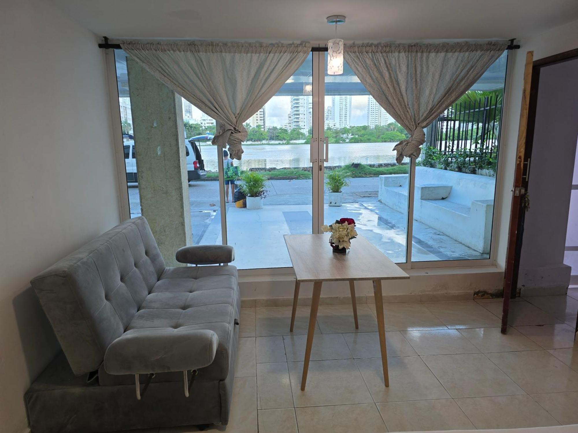 Apartahotel Marina Del Rey Gaitan