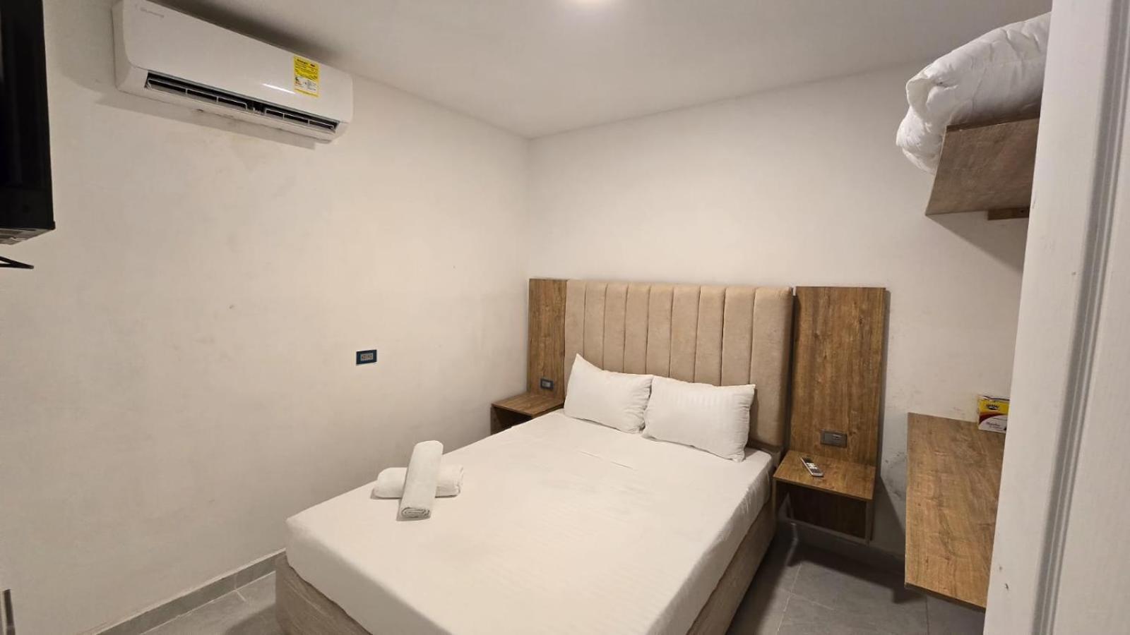 Apartahotel Marina Del Rey Gaitan *