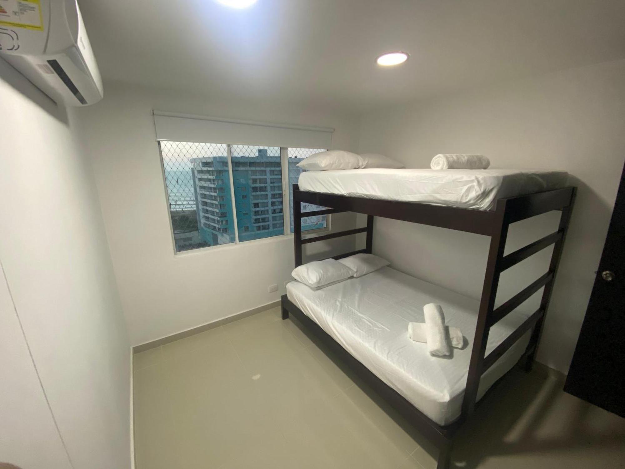 Apartamento En Crespo Con Vista Al Mar Y Ciudad Cartagena