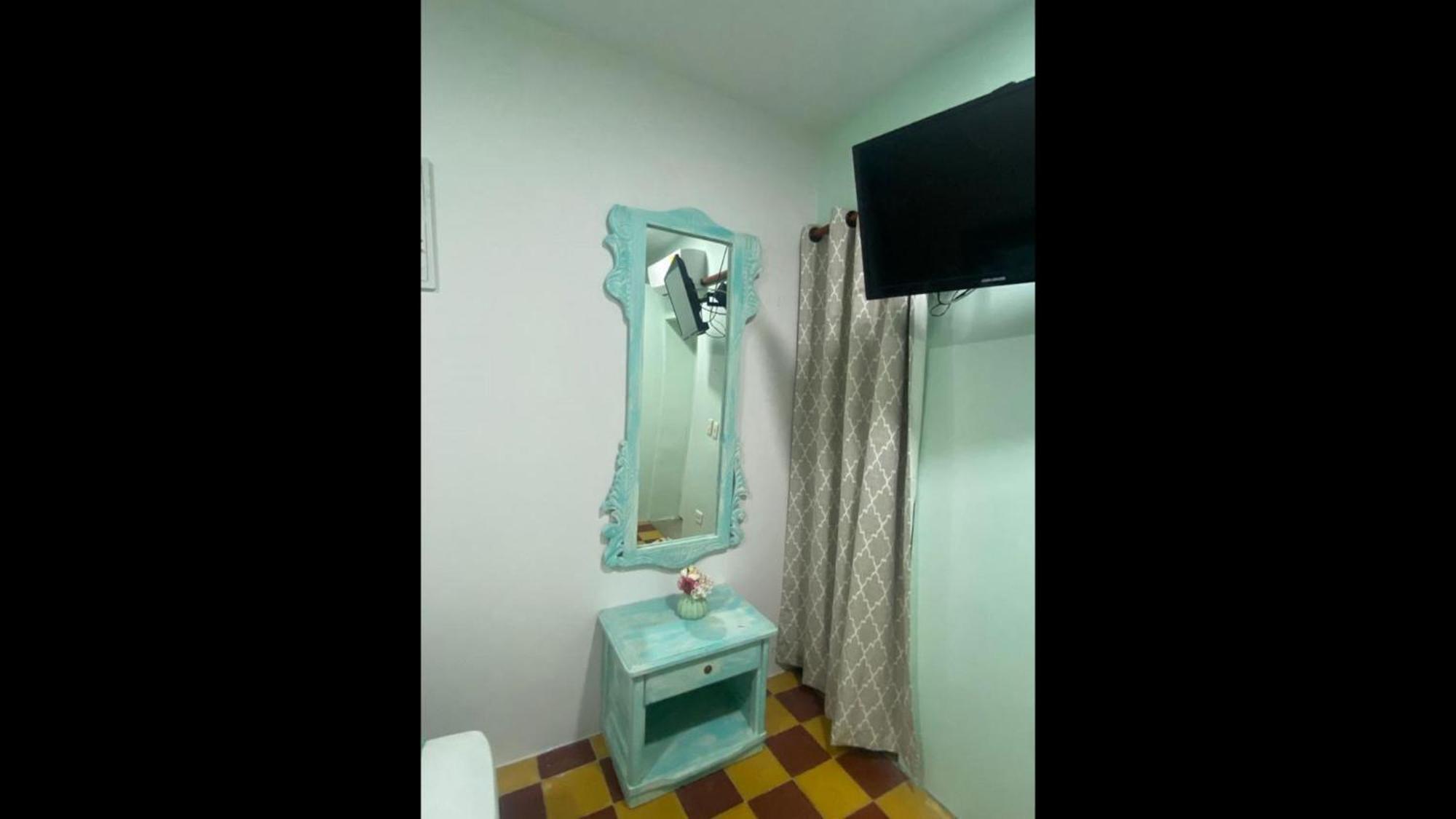Сasa de vacaciones 4cr-1m 4 Bedroom House In Getsemani With Air Conditioning And Wifi