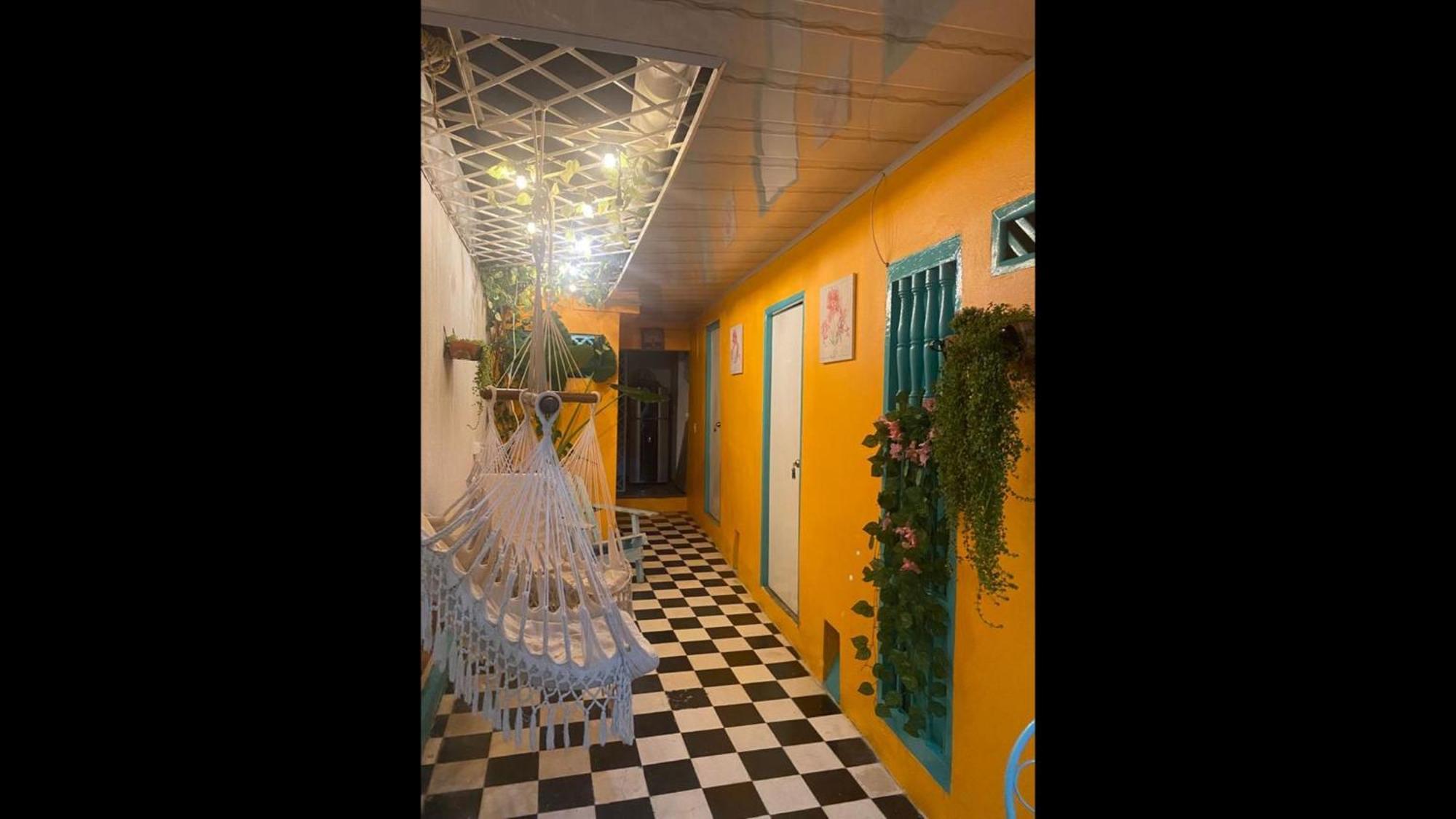 4cr-1m 4 Bedroom House In Getsemani With Air Conditioning And Wifi