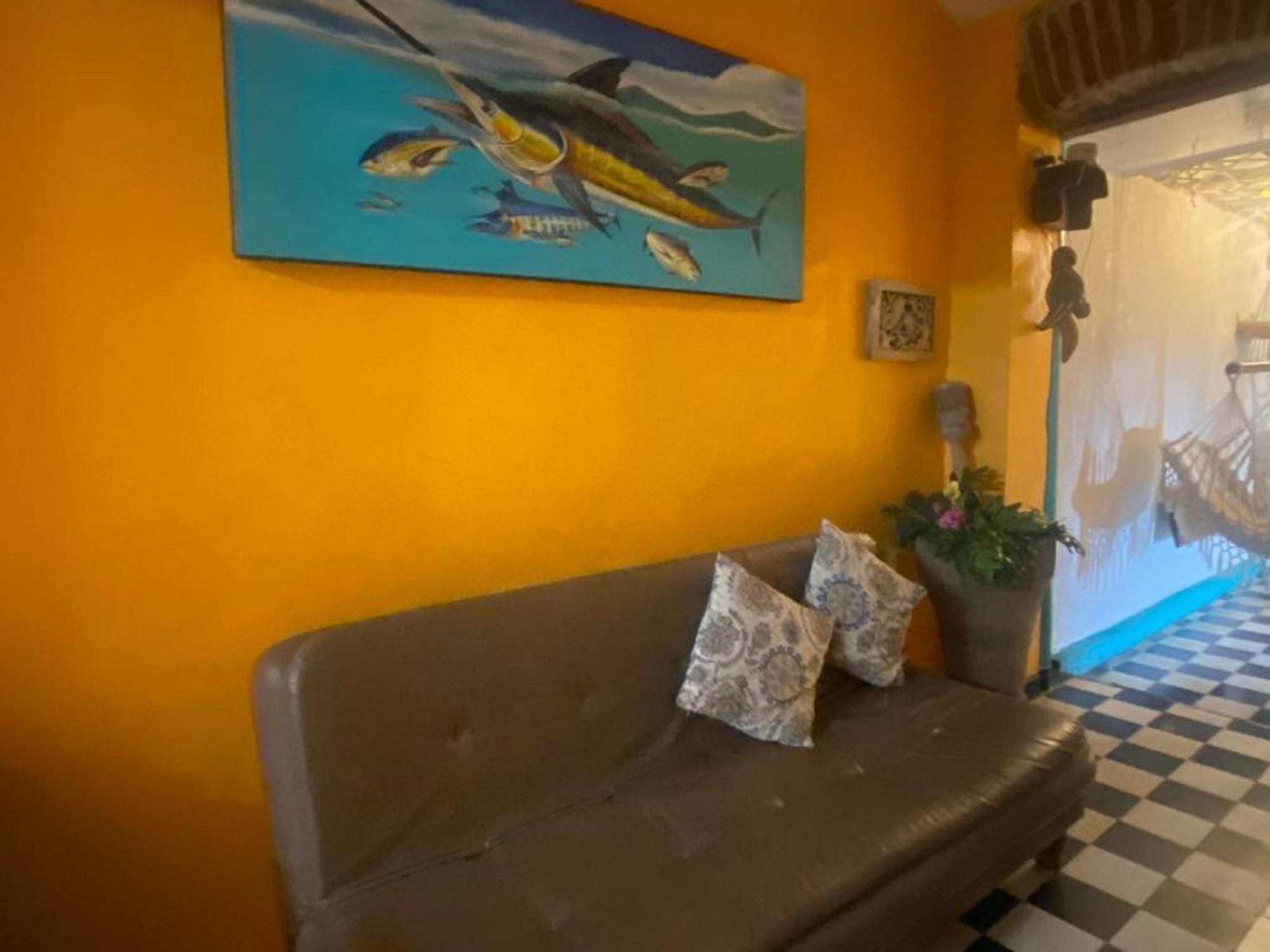4cr-1m 4 Bedroom House In Getsemani With Air Conditioning And Wifi Сasa de vacaciones