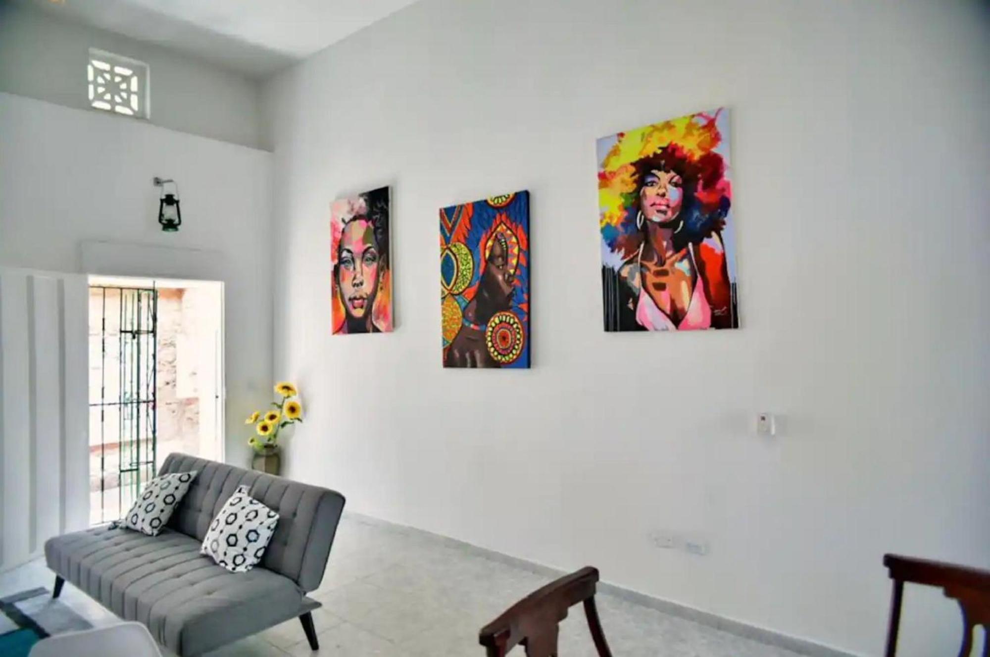 2ag-1m House With Beautiful Galleries In Gethsemane With Jacuzzi Сasa de vacaciones Cartagena