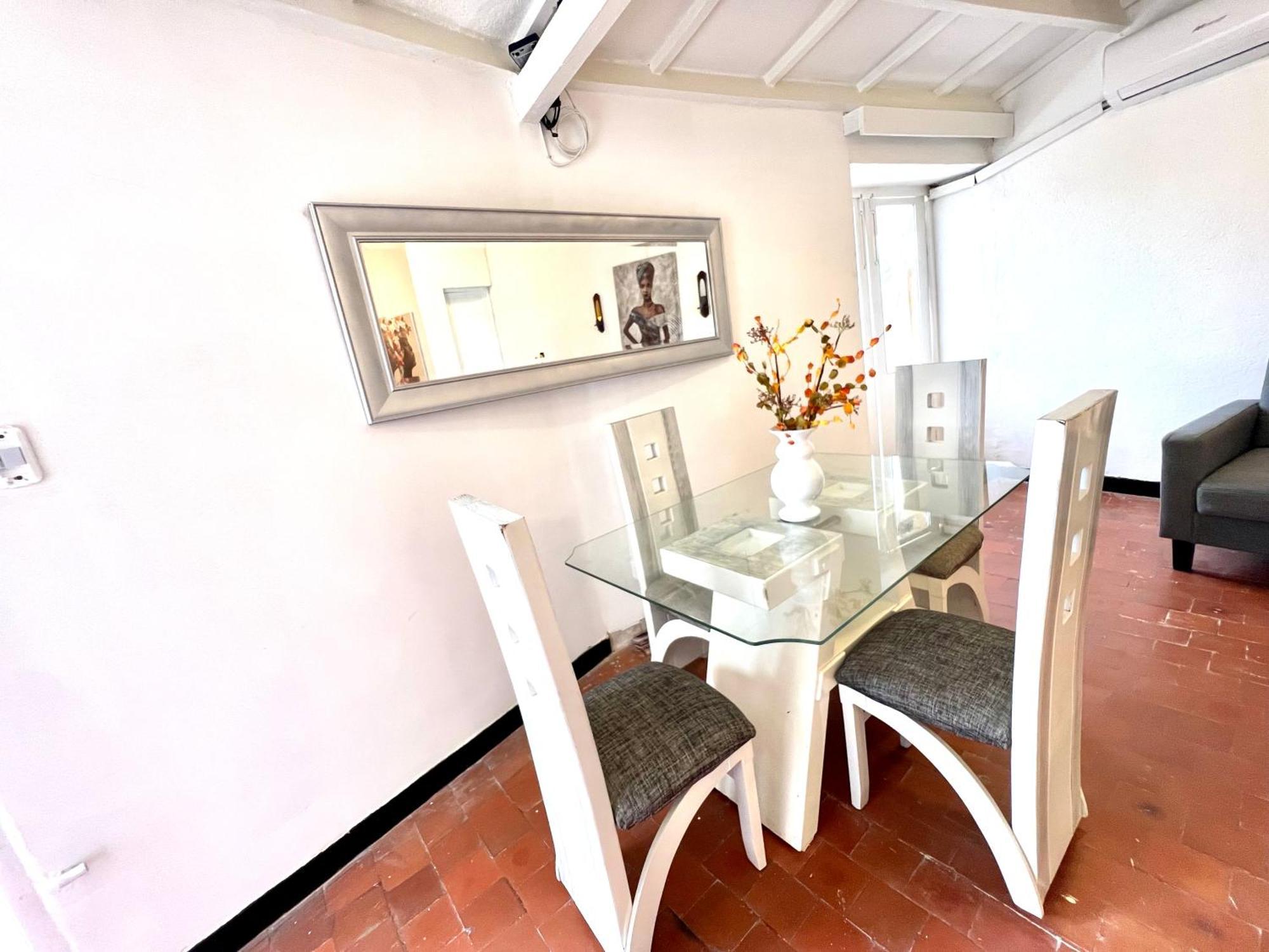 Lovely Duplex With Balcony! * Cartagena