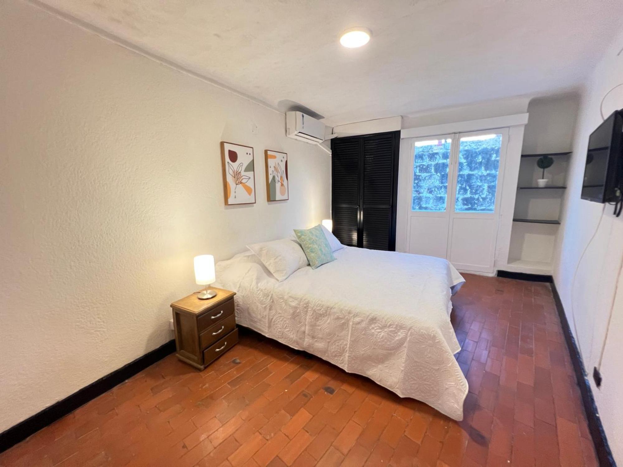 Apartamento Lovely Duplex With Balcony! *