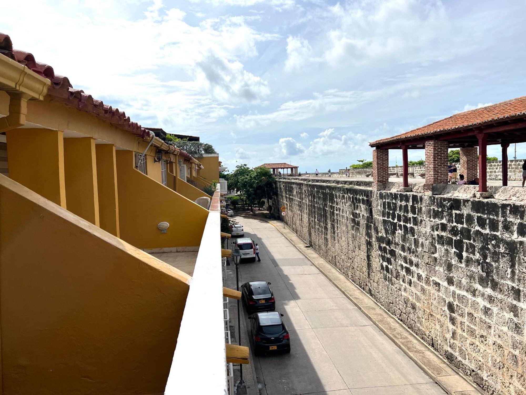 Lovely Duplex With Balcony! Apartamento *