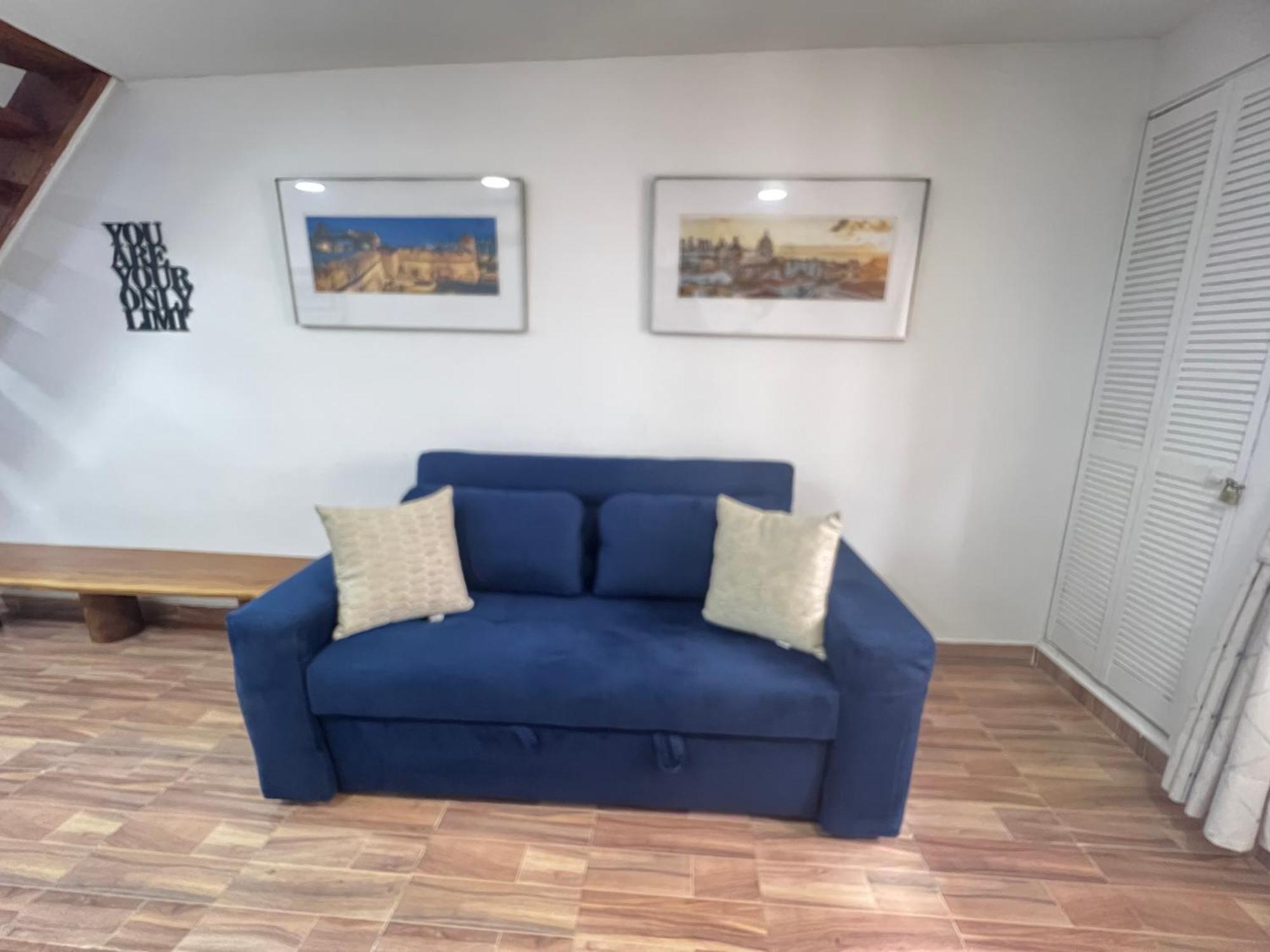 Apartamento Hermoso Duplex En La Ciudad Amurallada! A218 *