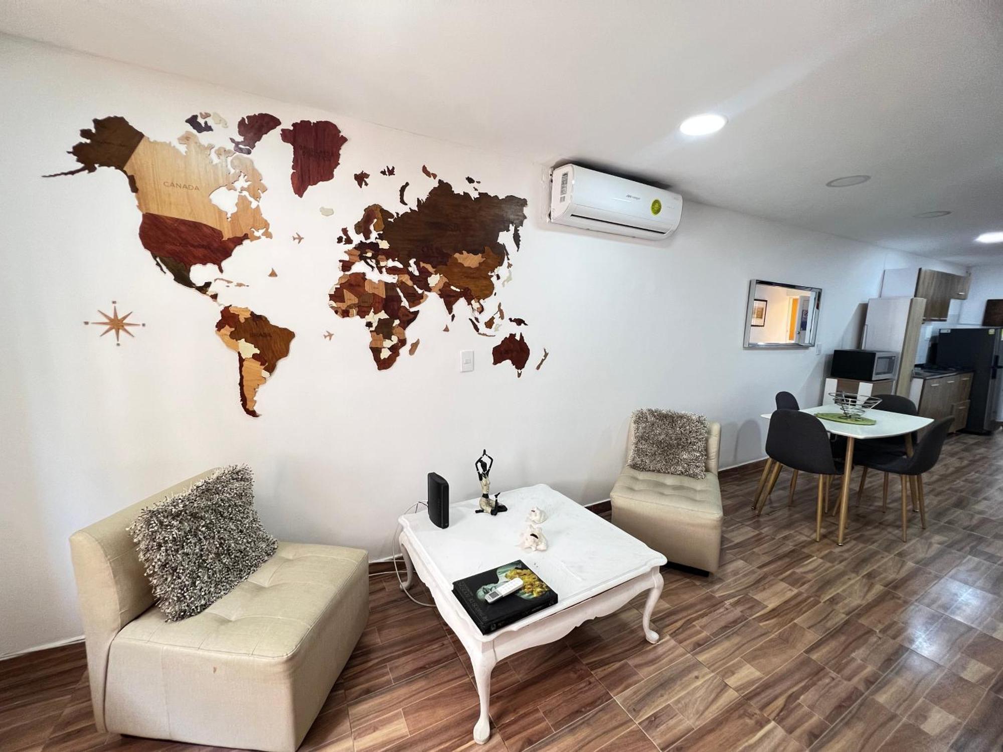 Hermoso Duplex En La Ciudad Amurallada! A218