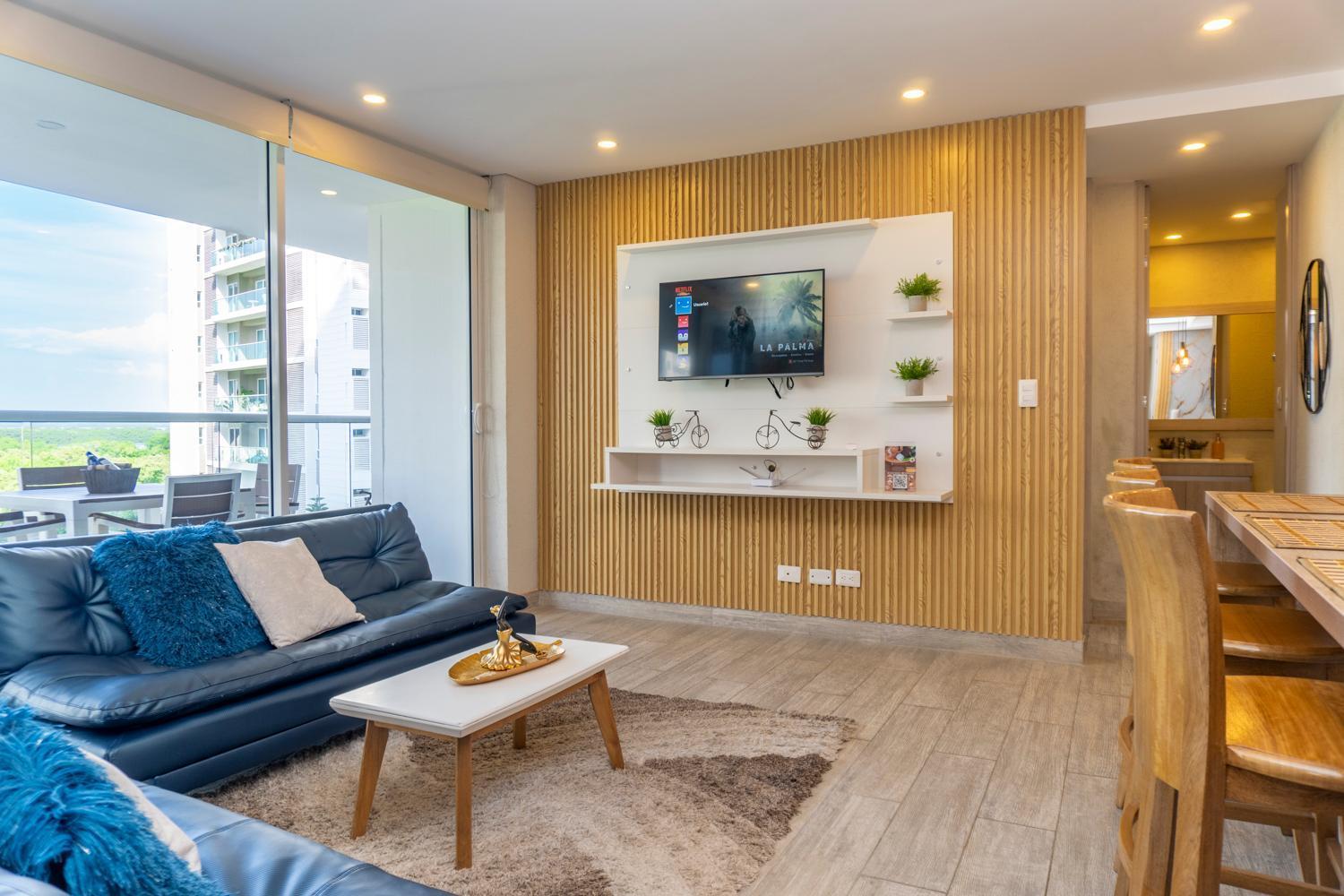 Dominique Cartagena, Beautiful 2 Bedroom Apartment *