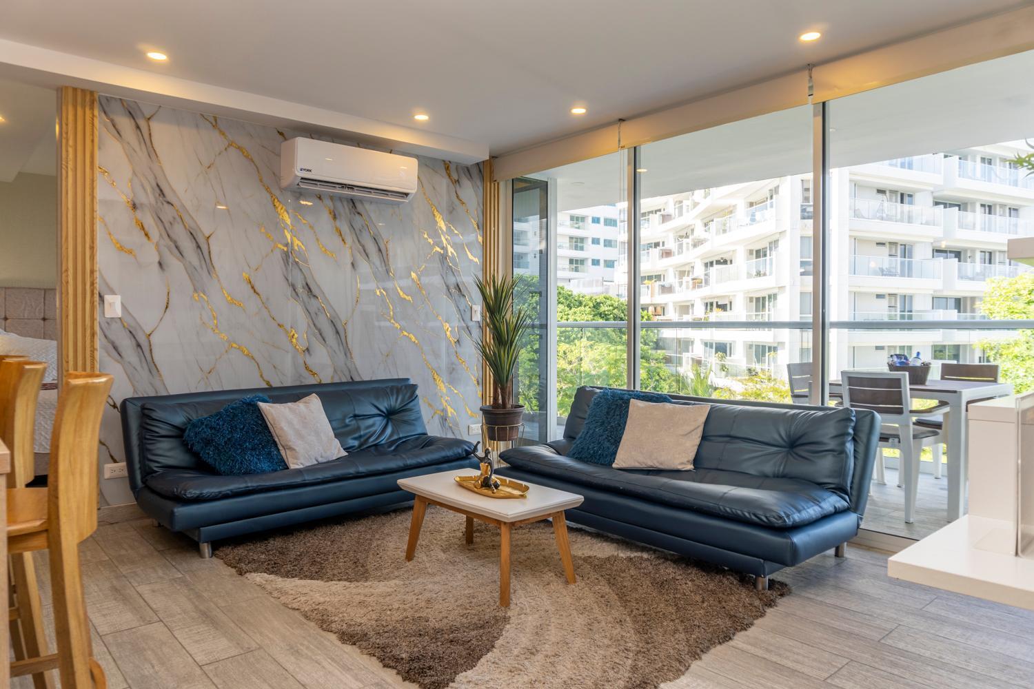 Dominique Cartagena, Beautiful 2 Bedroom Apartment
