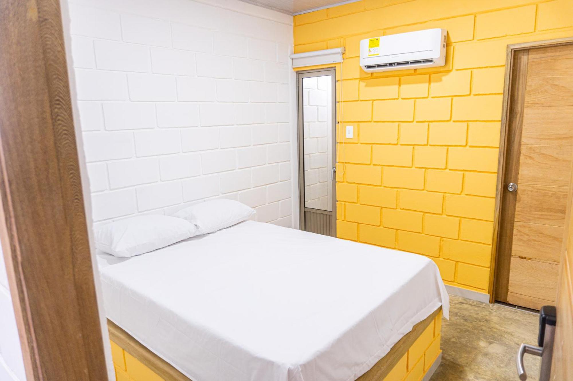 La Heroica Guest house