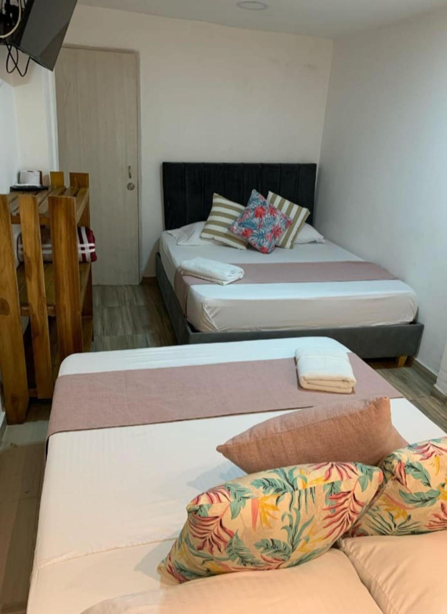 Hostal Catalleya