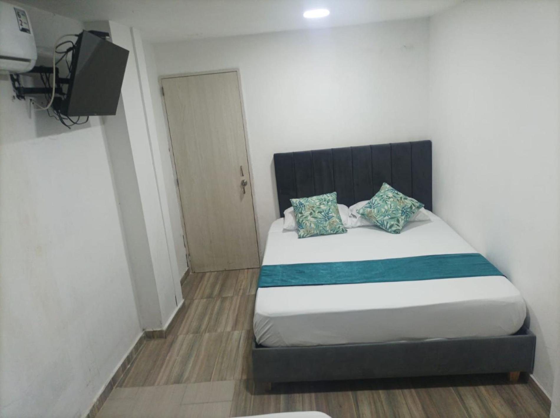 Hostal Catalleya