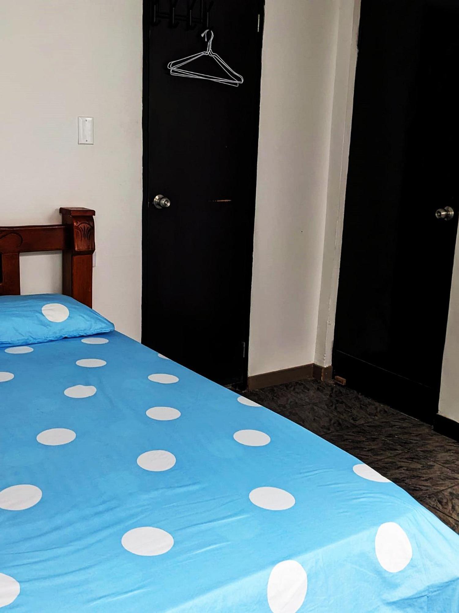 Hostal Acuavista