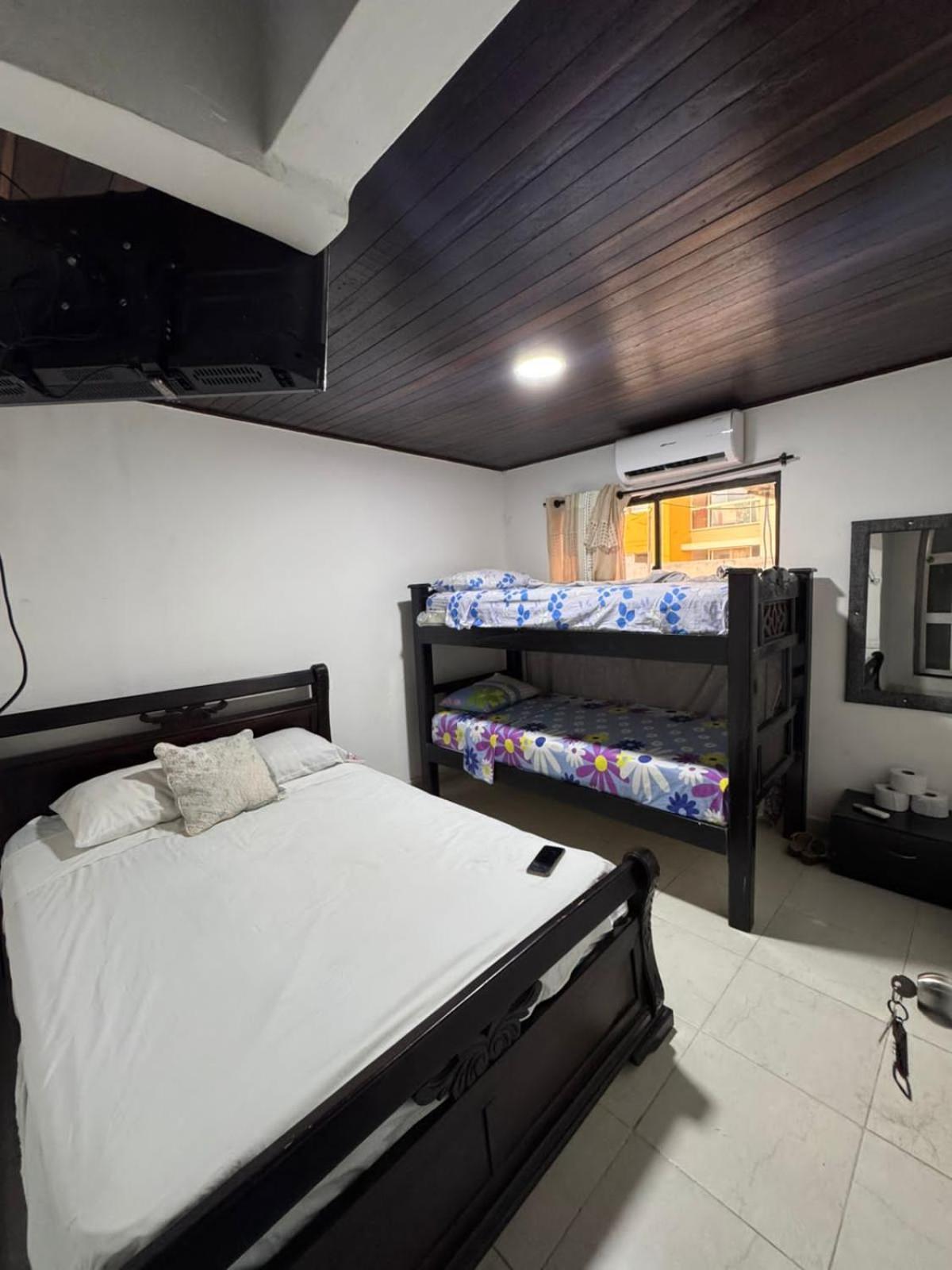 Red House 47 * Cartagena