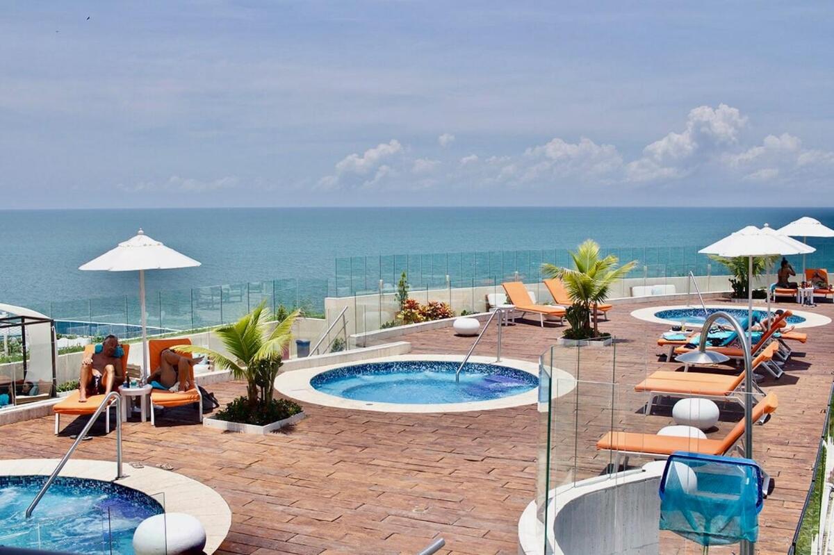 Beautiful 2 Bedroom Ocean View In