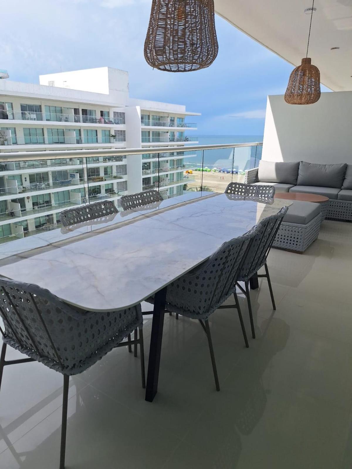 Lujoso Apto Con Vista Al Mar En Morros Ultra Cartagena