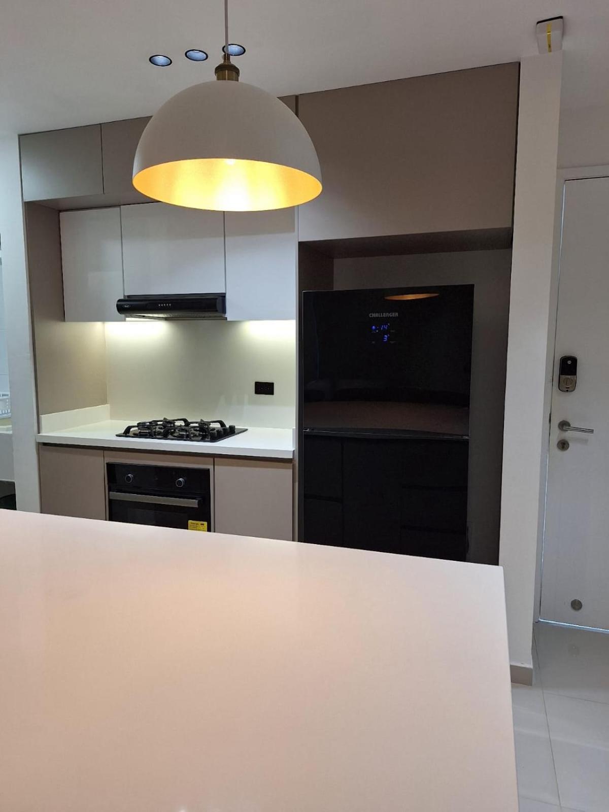Lujoso Apto Con Vista Al Mar En Morros Ultra Apartamento *