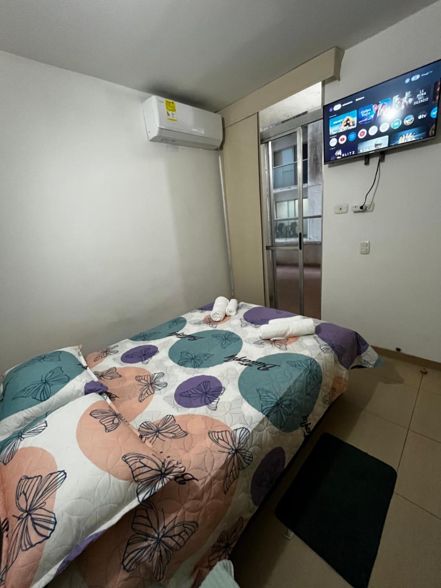 Habitación en casa particular Alessandro Estilo Italiano Cartagena