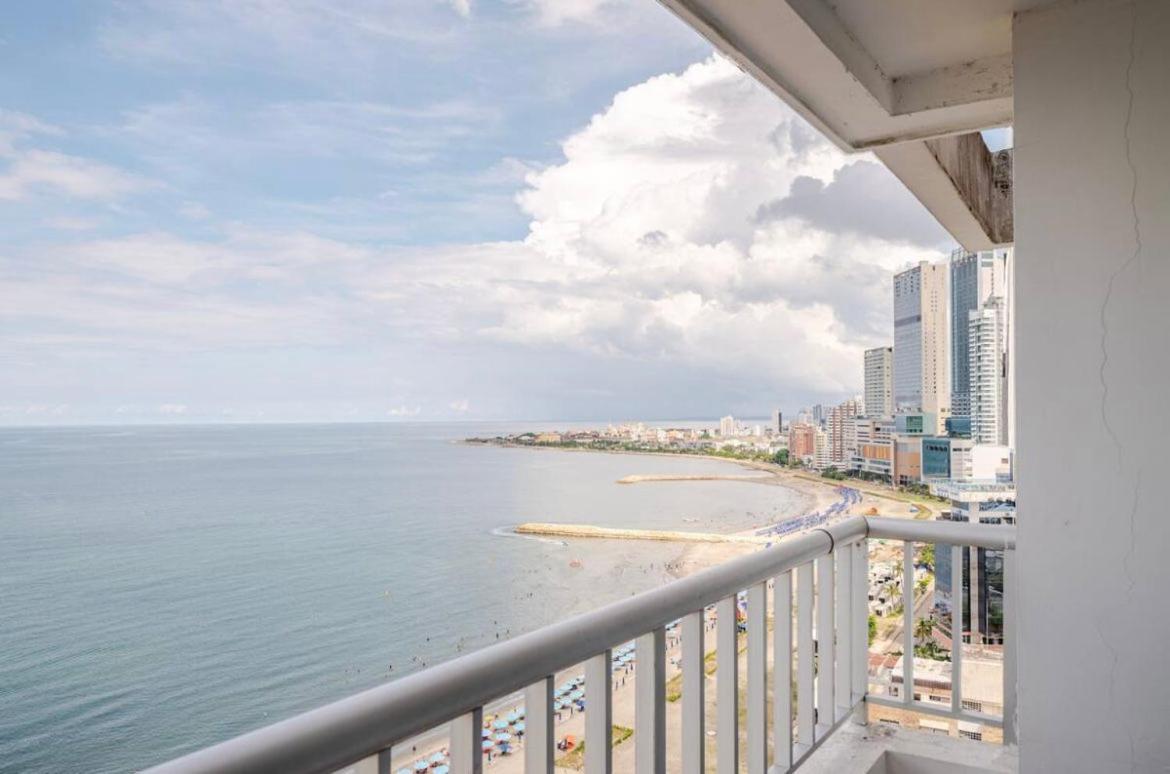 Frente Al Mar- Bocagrande *