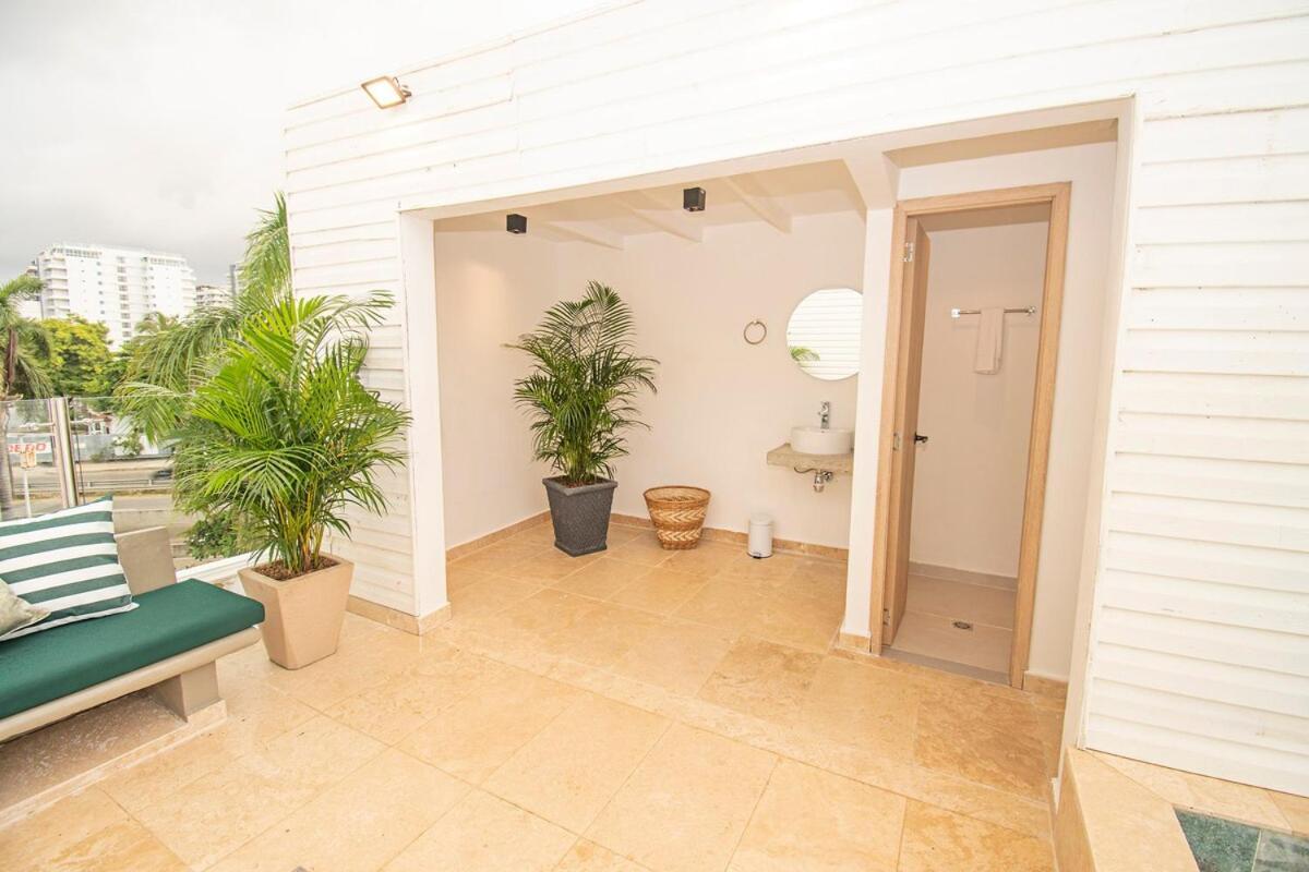 Lux House, Aldaba Selection Villa