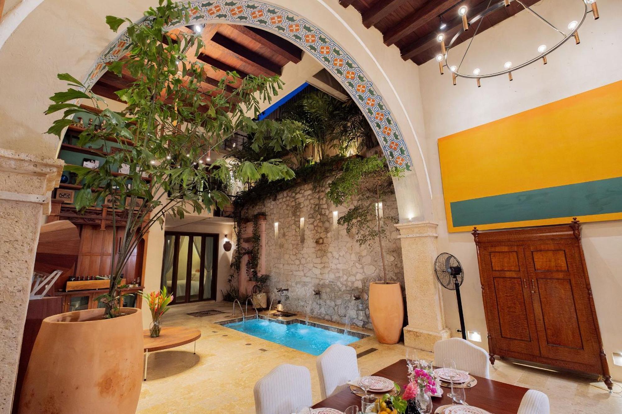 Lujosa Casa 5hab Jacuzzi & Piscina Сasa de vacaciones *