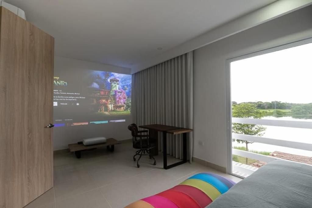 Hermosa Casa En Karibana Ctg