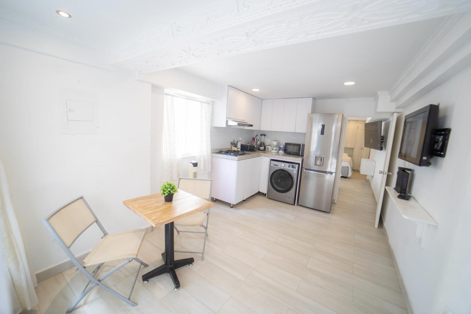 Beach-front With 2 Beds, Aircon &