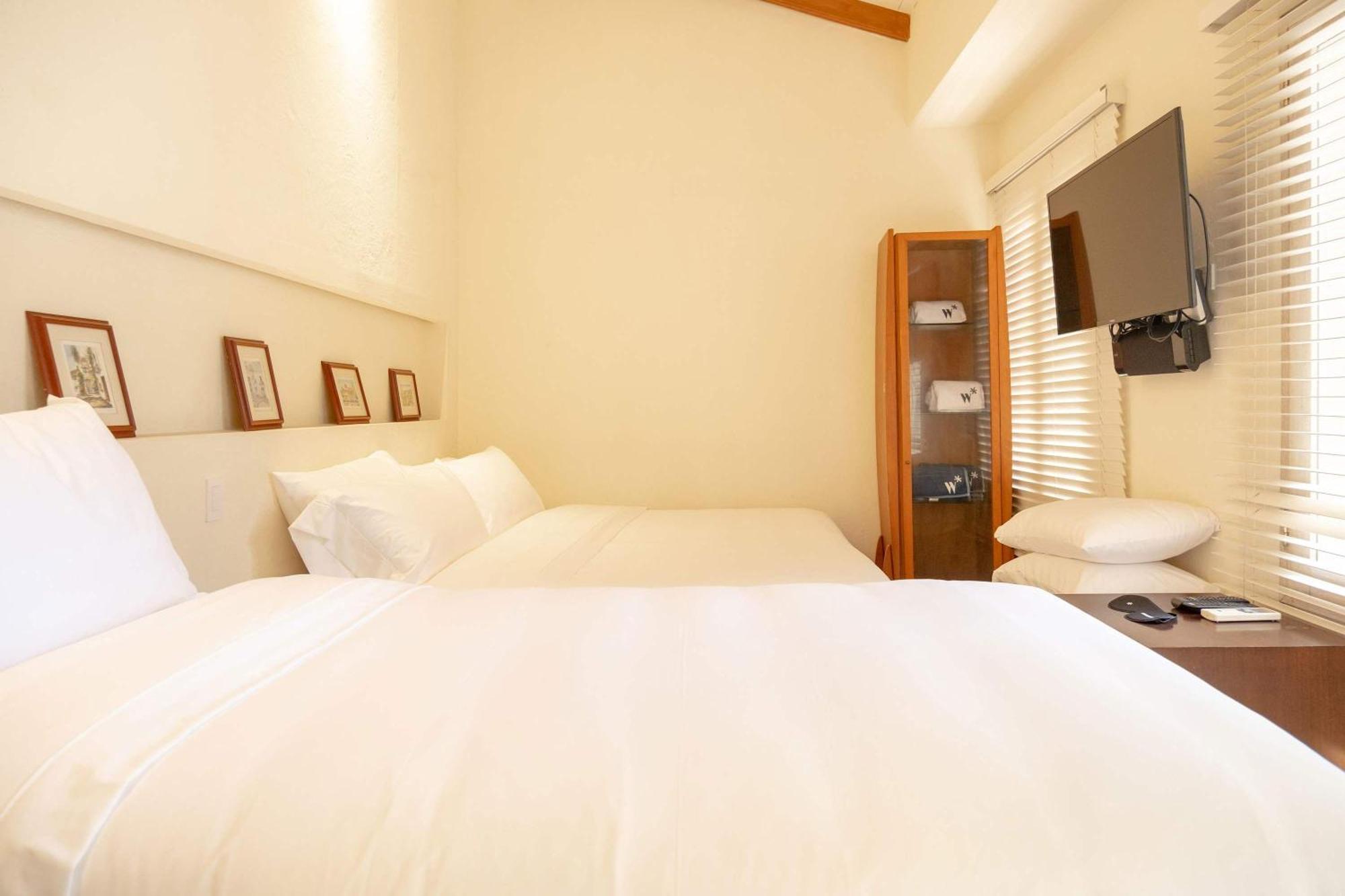 Apartamento Fantastic House With Amazing Pool In *