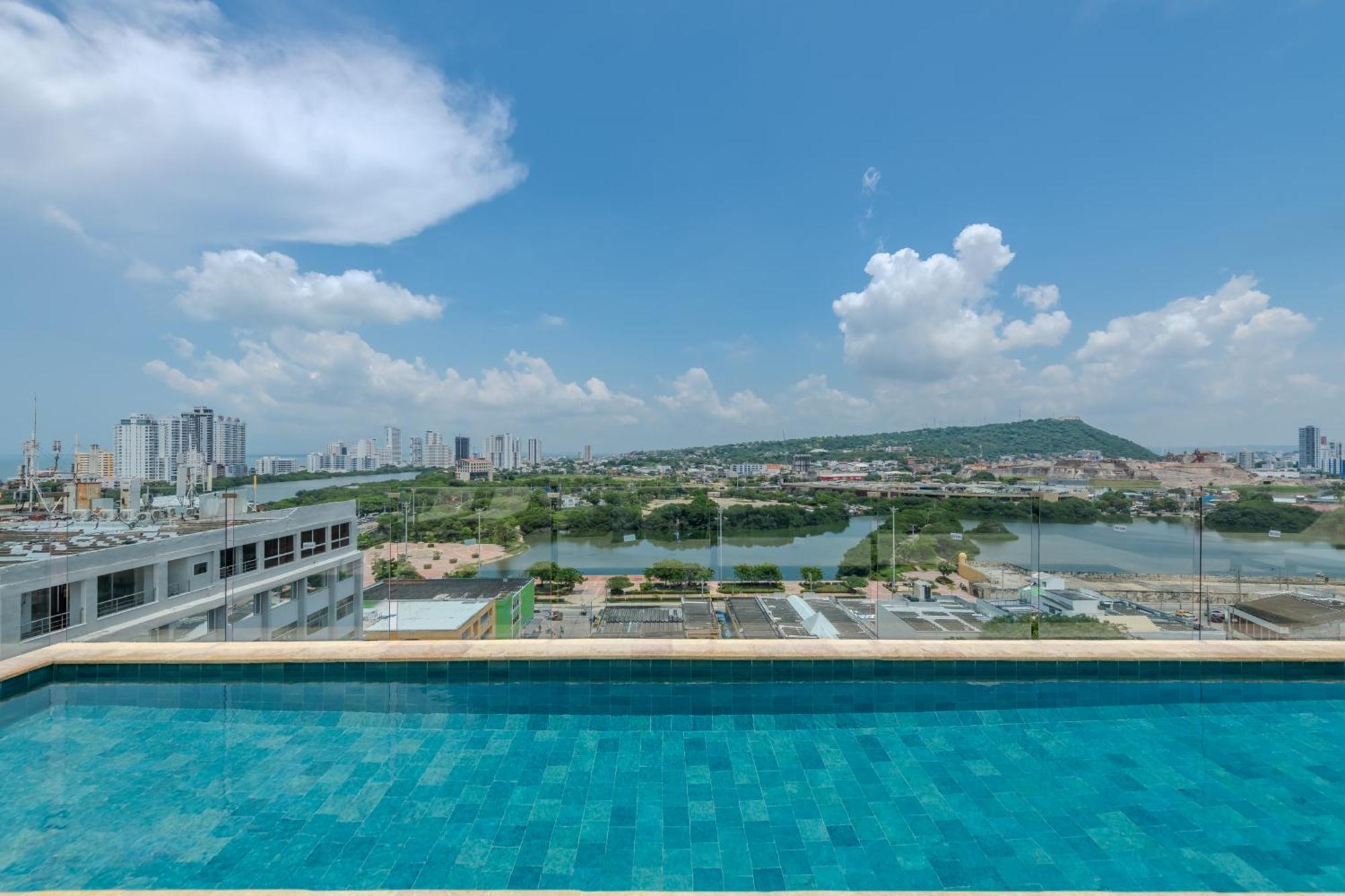 Apartment Stunning Loft - Historic Center - Rooftop Pool