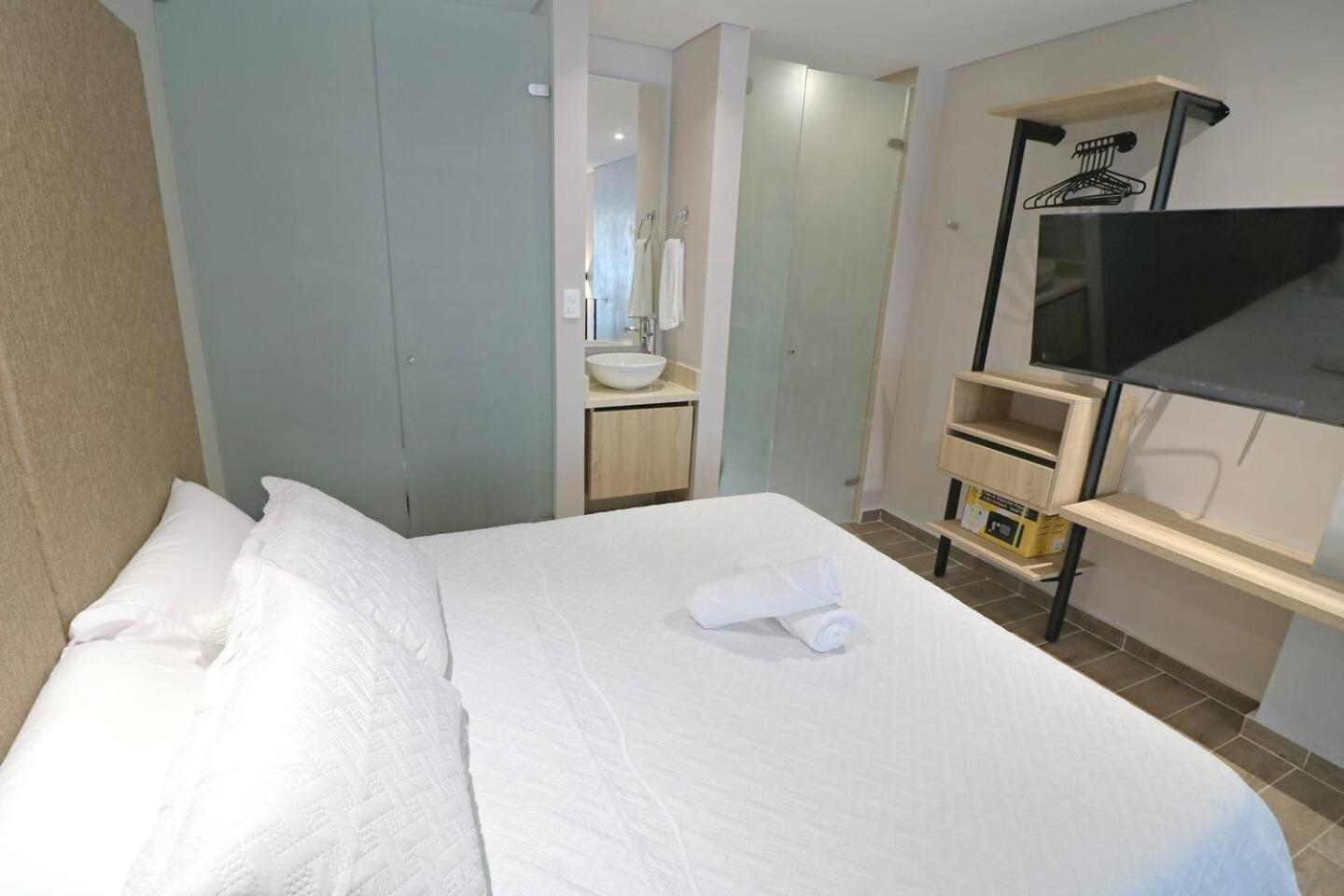 Stunning Loft - Historic Center - Rooftop Pool * Cartagena