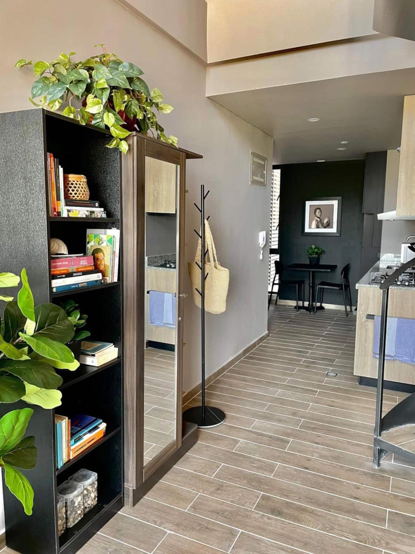 Artful Loft In The Heart Of Historic Center