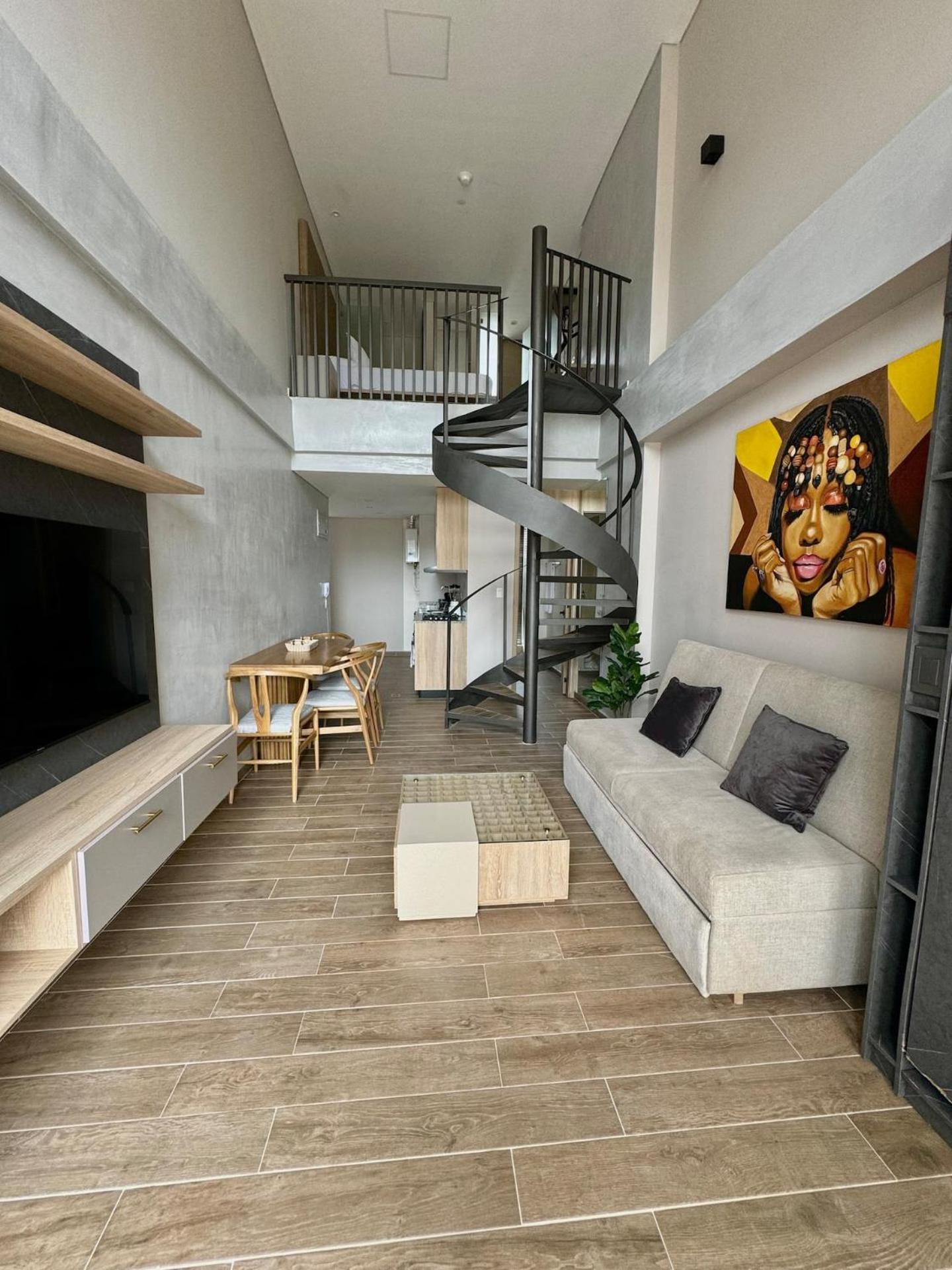 Apartment Stunning Loft - Historic Center - Rooftop Pool
