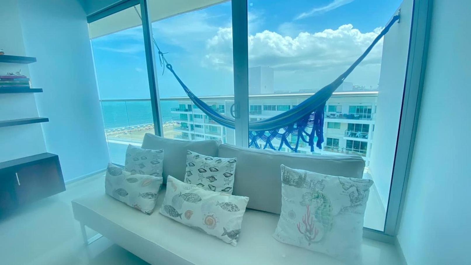 2br Luxury Beachfront With Direct Access Apartment