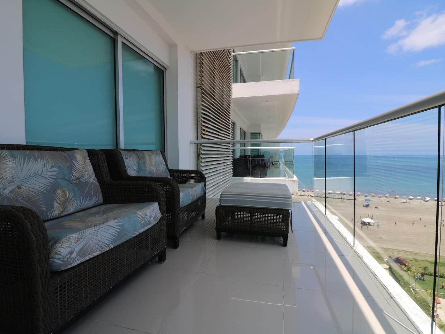 2br Luxury Beachfront With Direct Access Apartment