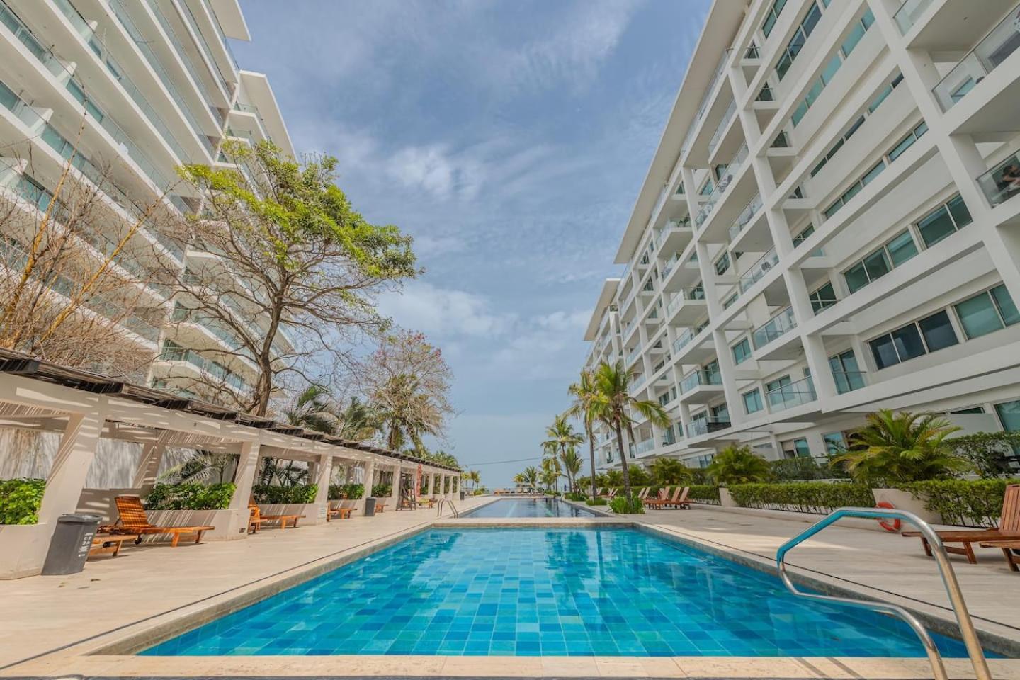 Spectacular - Ocean View - Beautiful Pools Apartamento