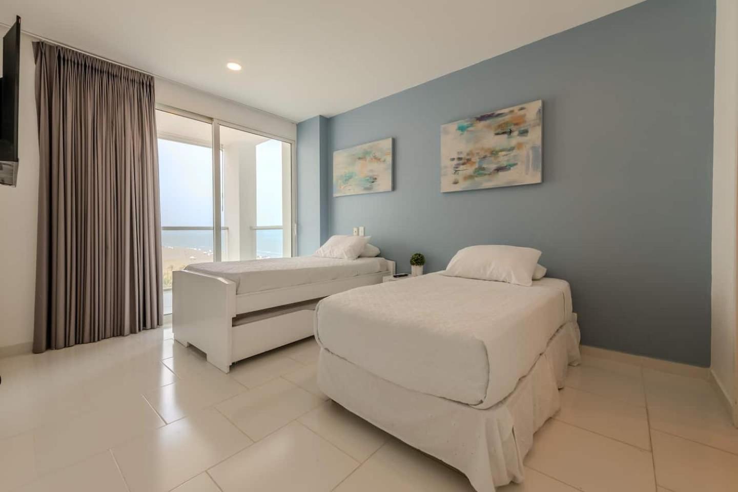 Spectacular - Ocean View - Beautiful Pools Cartagena