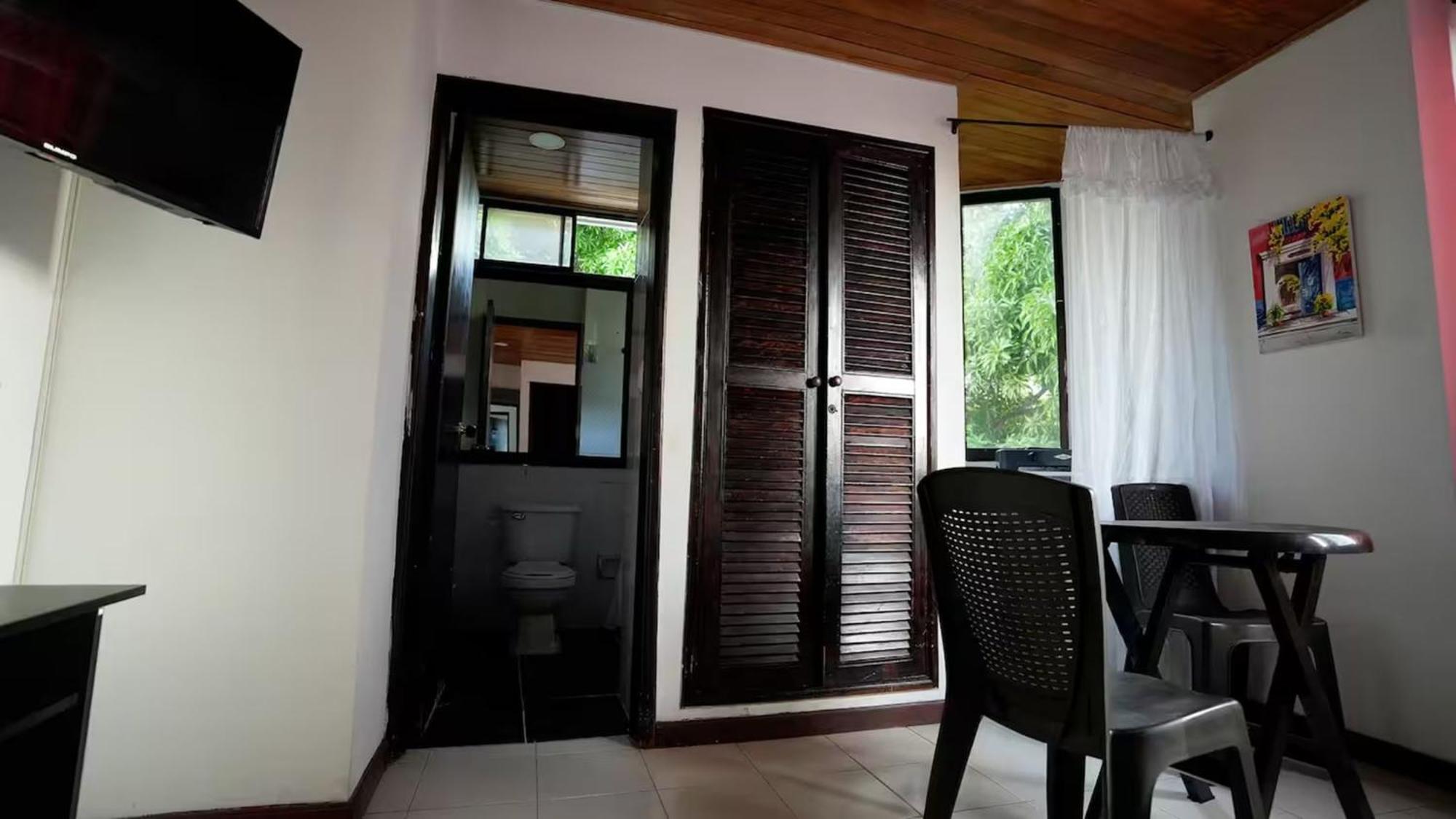 In 205 Near The Sea With Air Conditioning And Wifi