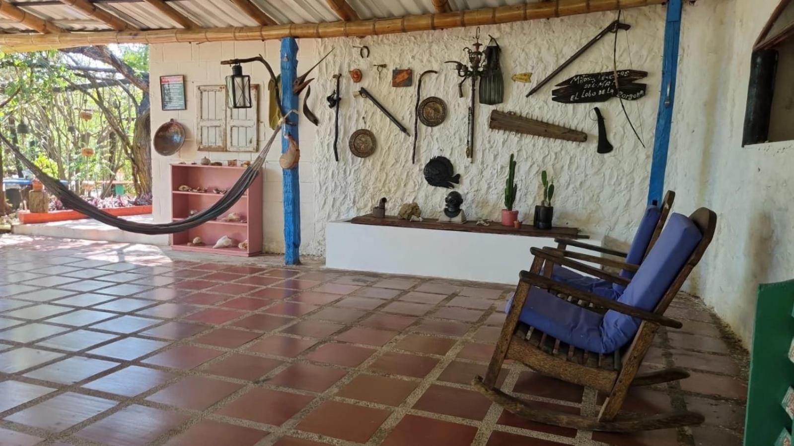El Refugio Del Tiburon *