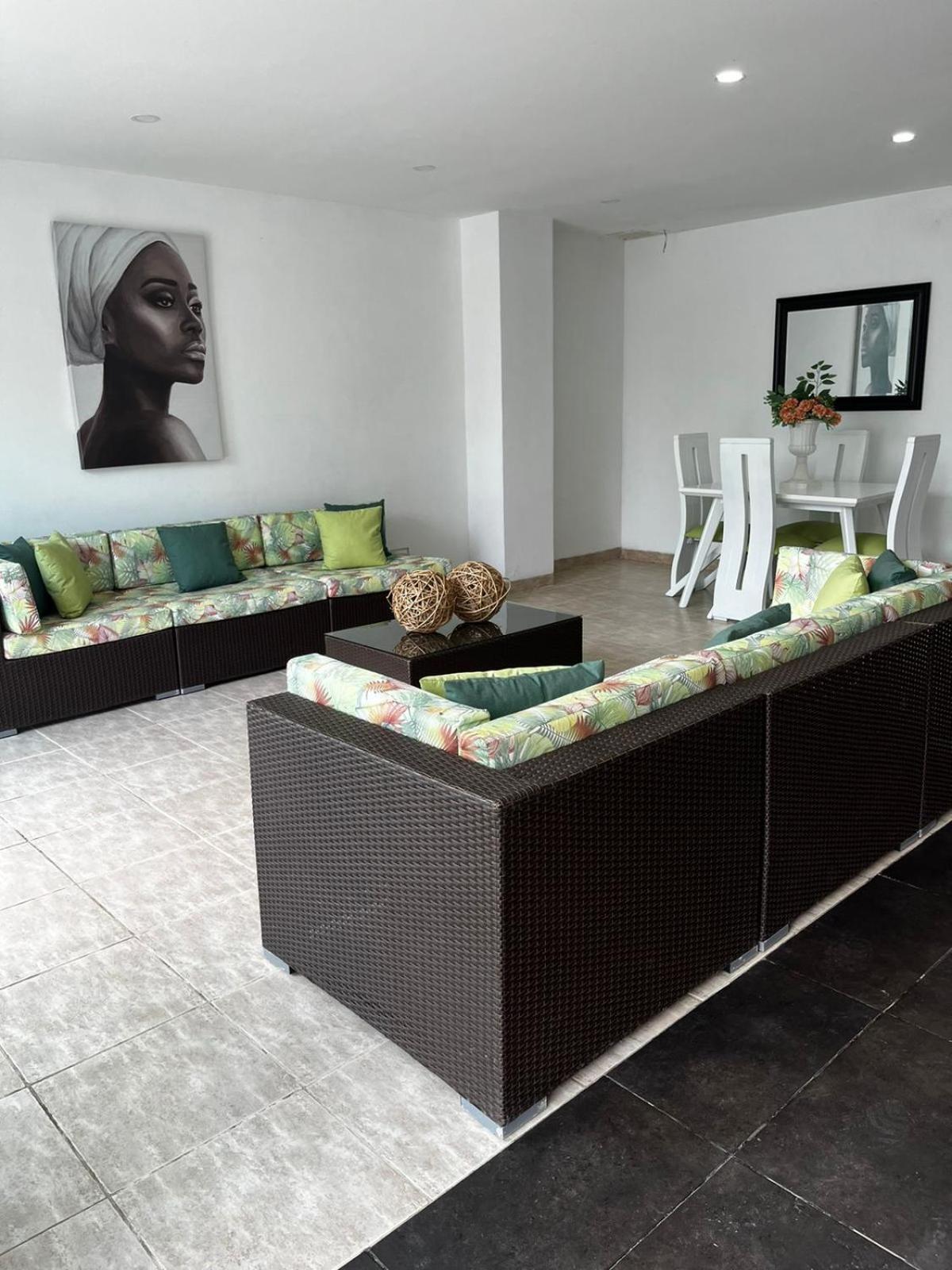 Apartamento Luxury Playa Azul Frente Al Mar 200m *
